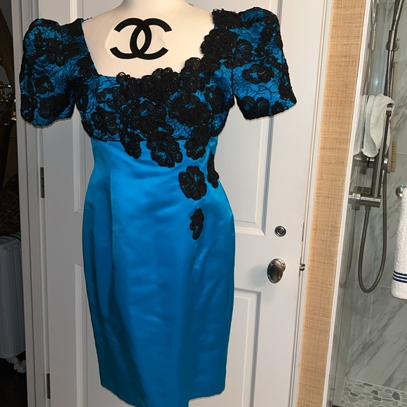 Vintage fabric of Valentino Holiday dress custom Boston / Dallas “Milo” silk - Picture 1 of 7